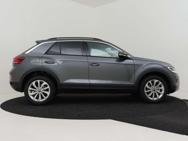 Volkswagen T-Roc 1.0 TSI T-Roc 81 kW image number 11