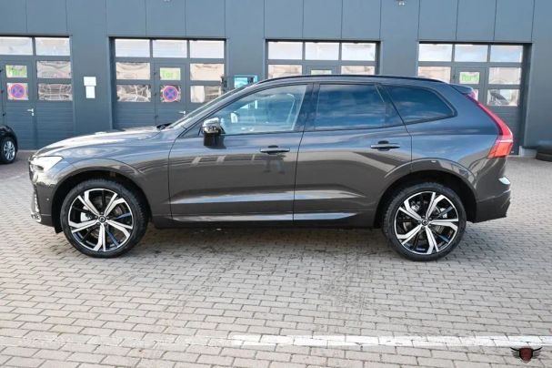 Volvo XC60 AWD 145 kW image number 2