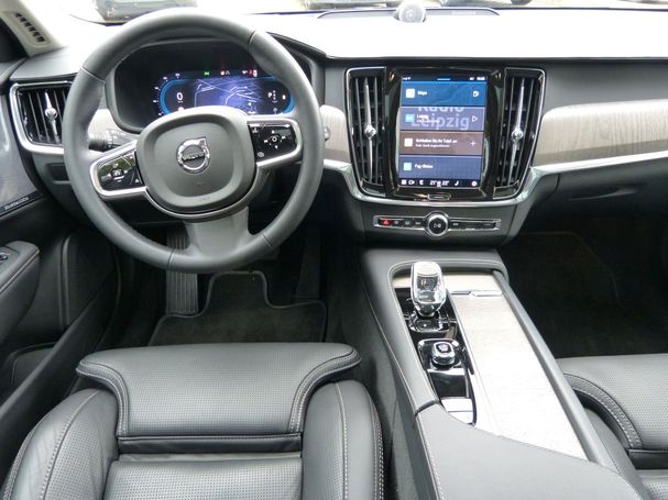 Volvo V90 AWD B5 173 kW image number 2