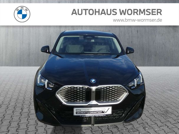 BMW iX2 xDrive30 225 kW image number 3