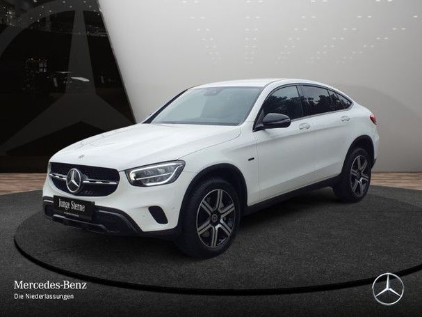 Mercedes-Benz GLC 300 e 235 kW image number 1