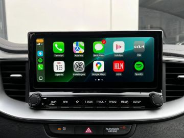 Car image 23