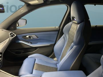 Car image 40