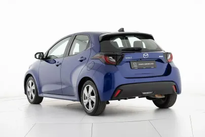 Car image 4