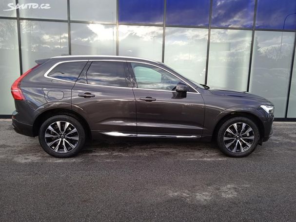 Volvo XC60 B4 AWD 145 kW image number 2