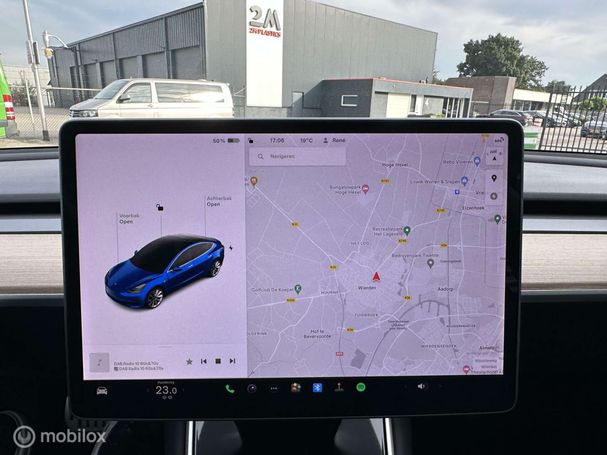 Tesla Model 3 Performance AWD 339 kW image number 17