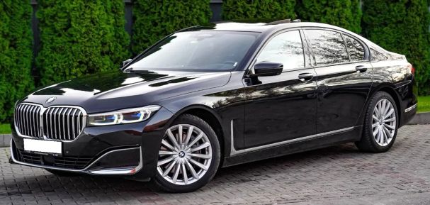 BMW 730 xDrive 195 kW image number 1