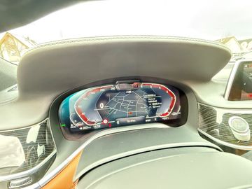 Car image 32