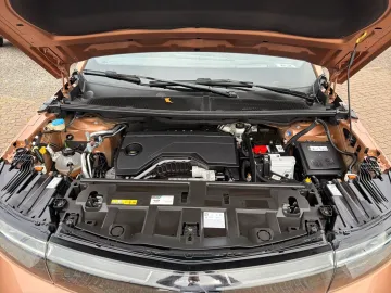 Car image 28