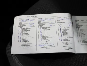 Car image 38