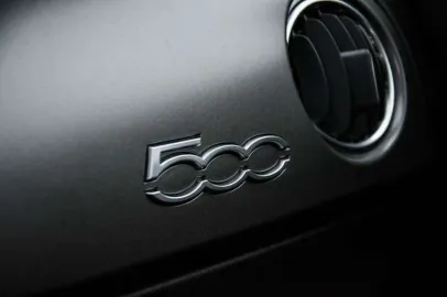 Car image 34