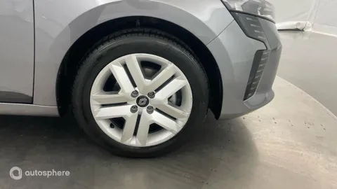 Car image 20