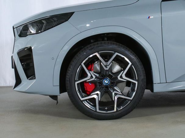 BMW iX2 M Sport 230 kW image number 12