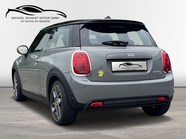 Mini Cooper SE Mini Trim 135 kW image number 5