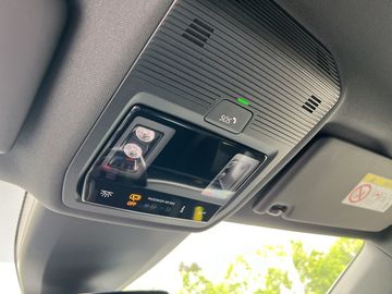 Car image 42