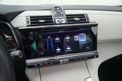 Car image 36