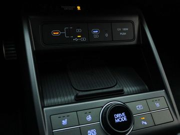 Car image 36