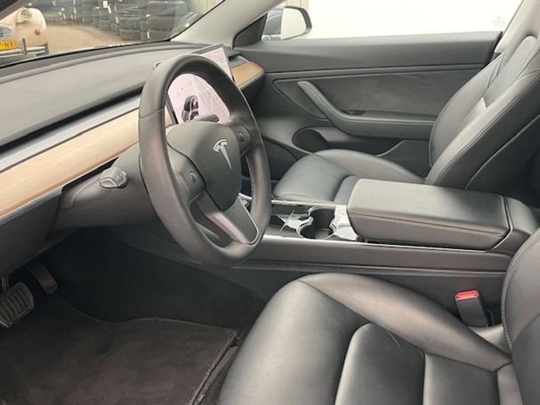 Tesla Model 3 Plus 175 kW image number 6