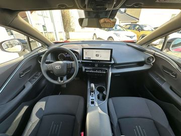 Car image 13