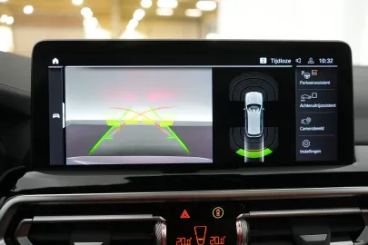 Car image 38