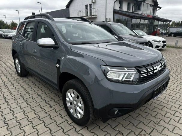 Dacia Duster TCe 100 Essential 74 kW image number 4