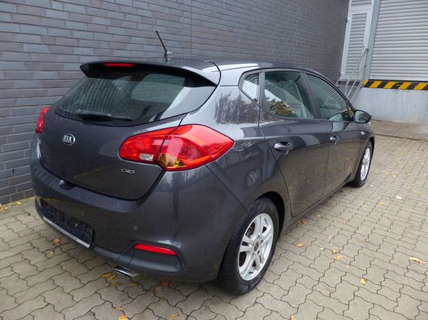 Kia Ceed CRDi 66 kW image number 3