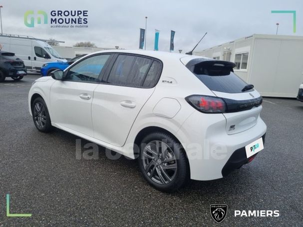 Peugeot 208 BlueHDi 100 75 kW image number 18