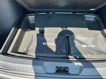 Car image 33