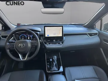 Car image 17