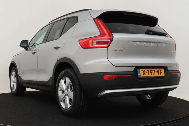 Volvo XC40 B3 Essential 120 kW image number 3