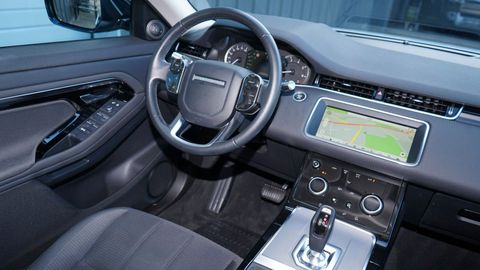 Car image 26