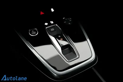 Car image 38