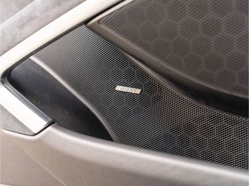 Car image 46