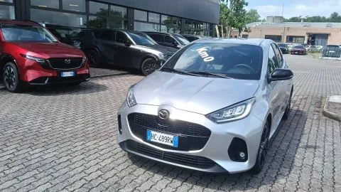 Car image 2