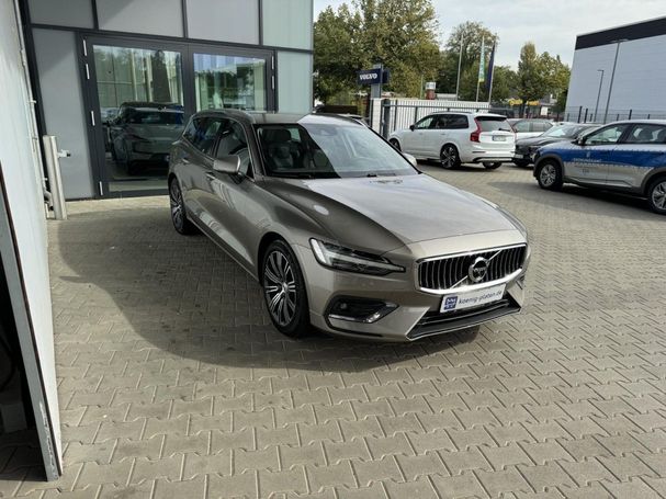 Volvo V60 AWD Inscription B5 184 kW image number 2