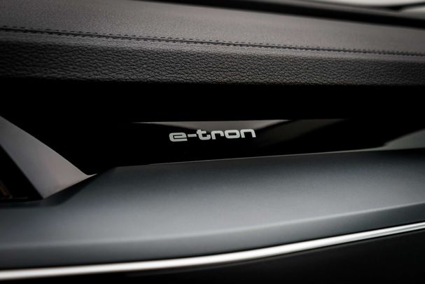 Audi e-tron 50 quattro 230 kW image number 41