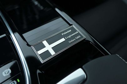 Car image 38