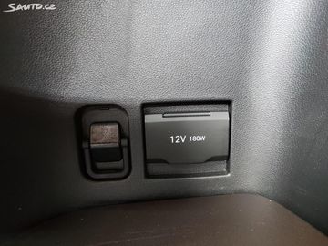 Car image 30