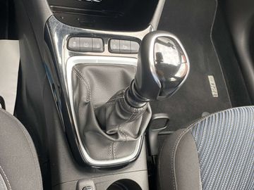 Car image 21