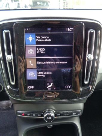 Volvo XC40 T5 192 kW image number 9