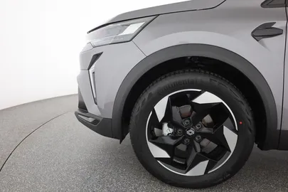 Car image 31