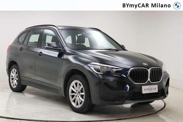 BMW X1 sDrive18i Advantage 100 kW image number 2