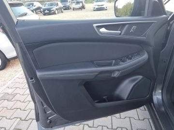 Car image 33