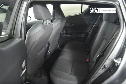 Car image 6