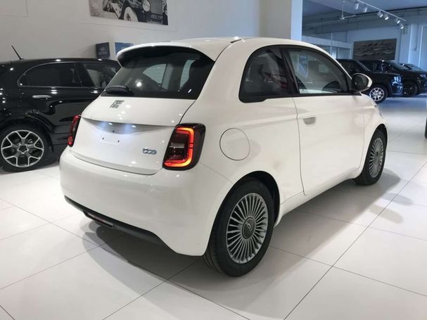 Fiat 500 e 70 kW image number 13