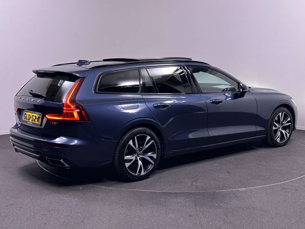 Volvo V60 T8 Twin Engine R Design AWD 287 kW image number 3