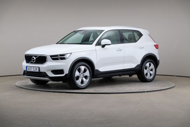 Volvo XC40 D3 AWD Momentum 110 kW image number 1