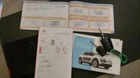 Car image 22