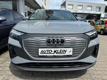 Car image 27