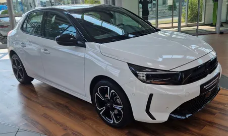 Car image 2
